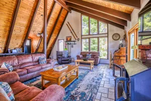 Image of VHR #08401874 4B 4B  3 Story Heavenly Ski Home Ski Retreat
