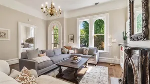 Image of Historic Downtown Sacramento Victorian