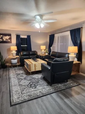 Image of Newly Remodeled Bungalow near Starved Rock