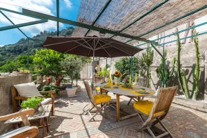Image of Mentonnaise house with garden near downtown and beaches<br> Rated 3 stars <br>