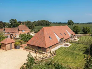 Image of Olivers Barn - Uk42081