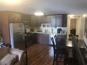 Image of Downtown Nice Apartment with Parking