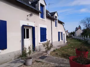 Image of Country house in town with all shops