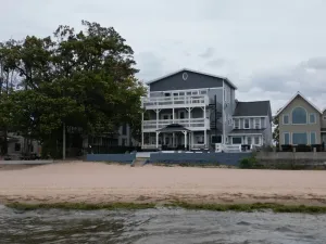 Image of \"The Compass Rose\" - Oneida Lake House - Condo 4 Internal name: Condo 4 - Sleeps 8