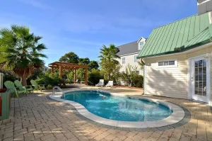Image of Private Pool Spacious Cottage, 2Min Walk to Beach