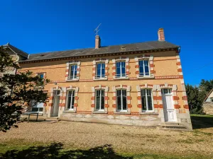 Image of Charming Mill Retreat in Berry: Riverfront, Sleeps 12, Near Castles & Zoo