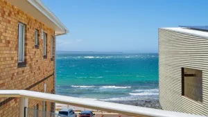 Image of Debra Court 11