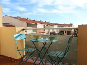 Image of Appartement traversant avec balcons, parking privé, à 250m de la plage - Port-la-Nouvelle - FR-1-229C-55