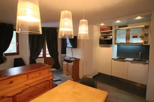 Image of Courchevel \/ La Tania - Nice 3 room apartment for 7 people, Ski at the foot of the slopes + Gge