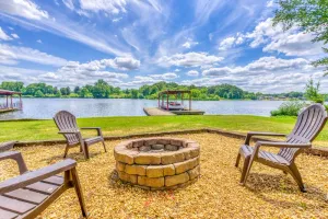 Image of Spacious, Updated, Modern Lake home near RTJ Golf Course