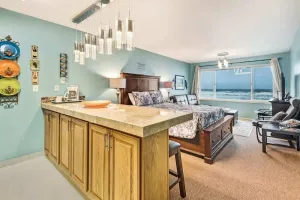 Image of The Sandalorian - Spectacular Views! Sleeps 6!