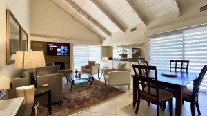 Image of Sophisticated & Chic | 1BR Retreat with Chic Style & Modern Comfort – managed by Greenday!