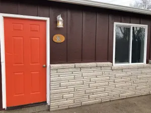 Image of Waterfront 1 Bedroom\/Cabin K\/New Remodeled