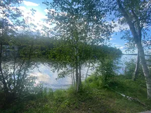 Image of Quaint lakefront cabin