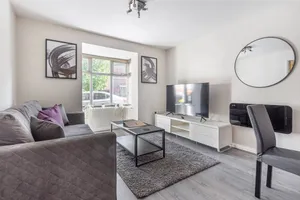 Image of Lovely 2bed Apt in Redditch, Free Wi-Fi & Parking