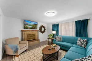 Image of Terrific 6 Bedrooms & 3 Baths. Waffles & Pets too!