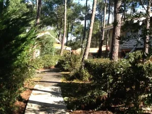 Image of AIR-CONDITIONED VILLA, HOUSEHOLD LINEN, WIFI, IN RCE WITH POOL ON THE GOLF COURSE