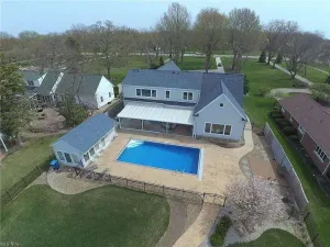 Image of Erie Escape - Lakefront Lake Erie w\/ Pool