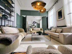 Image of Elegant 300m² Townhouse w\/ Spacious Garden, Modern Amenities, Close to Nature & Attractions