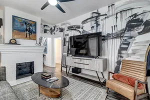 Image of Contemporary Apartment - 5 Min To TIAA Bank Field!