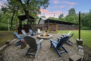 Image of Lowered Spring Rates! Hot Tub, Basketball Fun!