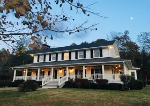 Image of Willow Pond Nashville, A Private Luxury Five-Star Farmhouse Great for Lg Groups!