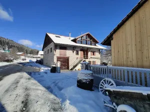 Image of Charming apartment for up to 6 people.