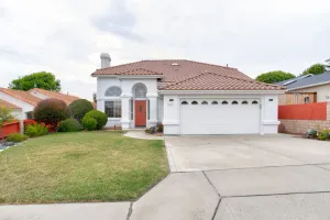 Image of *LARGE GAME ROOM BUILT FOR FUN!*