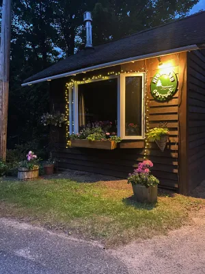 Image of Highland Cottage Super Cute-Close to Everything in Lake Placid