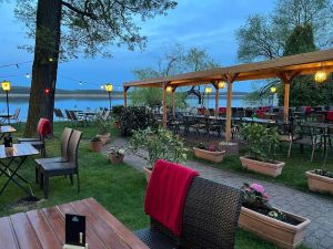 Image of Lake view apartment direct water access up to 4 pers. - Restaurant at the wildlife park