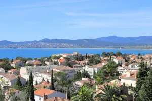 Image of Villa Les Beaux Jours - Vue mer - Piscine - Jardin - Centre ville