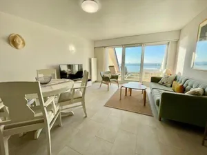 Image of Quiberon - Duplex rénové 2 pièces avec terrasse, parking privé et WiFi - FR-1-478-268