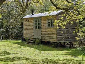 Image of The Bakers Hut -  a lodge\/cabin that sleeps 2 guests  in 1 bedroom