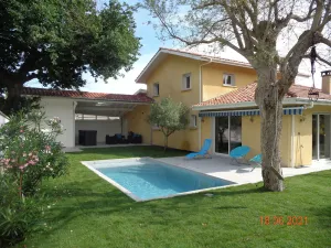 Image of Villa Capbreton 130 m2, 4 bedrooms, 2 bathrooms, garden, swimming pool.
