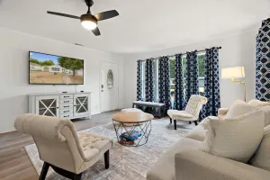 Image of Dallas Dreamy Den 14 min Downtown