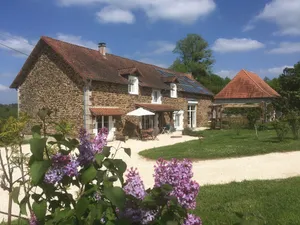 Image of Nice independent apartment in an old farm
