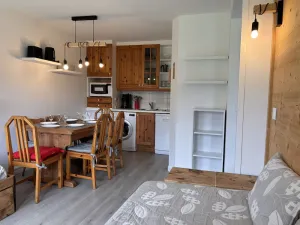 Image of Appartement Confort 6 pers, Skis aux Pieds, Services Inclus! - FR-1-634-101