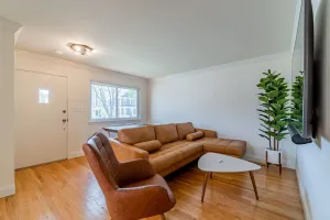 Image of Birdhouse Bham ★ 86\" TV ★ Sonos Spkrs ★ Massage Chairs ★ Desk ★ Retro Arcade