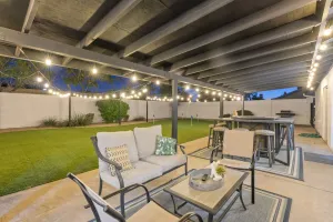 Image of This house is a 4 bedroom(s), 2 bathrooms, located in Mesa, AZ.