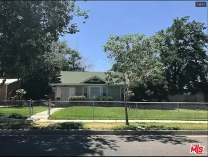 Image of Remodeled 2 Bedroom Private Home 1 Full bath\/kitchen\/living room w\/ BIG SMART TV