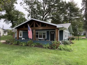 Image of Beautifully Remodeled Lake Cottage with Stunning view of Stone Lake