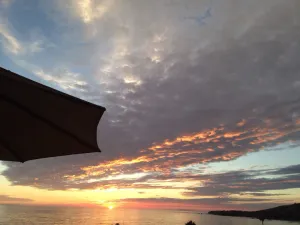 Image of Laguna's Hidden Gem Penthouse 2 BEDROOMS, DEN, Oceanview..Quality Beds, 4 guests