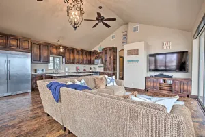 Image of Kingston Cabin w\/ Easy Access to Lake Texoma!