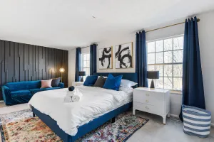 Image of Modern home near highways, king beds, ping pong table