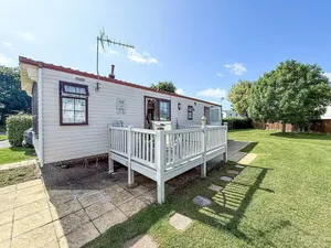 Image of 6 Berth Caravan With Decking At Cherry Tree Park In Norfolk Ref 70014G