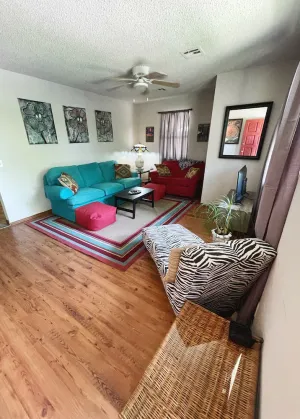Image of cozy, artsy, private (entire home) near downtown