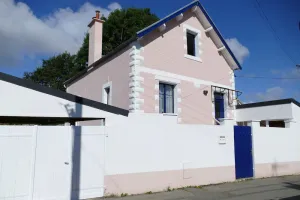 Image of House with garden 400m from the port and 500m from the beach