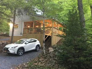 Image of Cabin close to town with lake access & hot tub