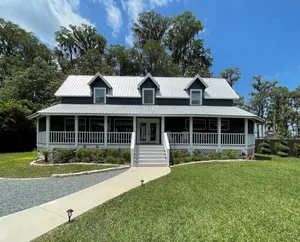 Image of Magnolia Pointe Lakehouse on Lake Santa Fe in Melrose, FL LAKEFRONT PROPERTY!!
