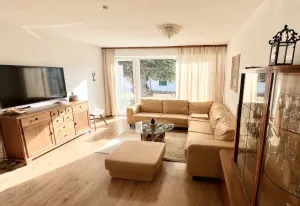 Image of Cozy 3-Room-Apartment, sunny and quiet, with a big garden